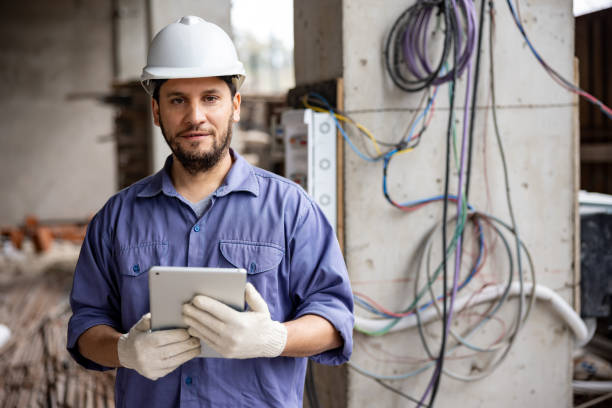 Best Licensed Electrician  in Powells Crossroads, TN